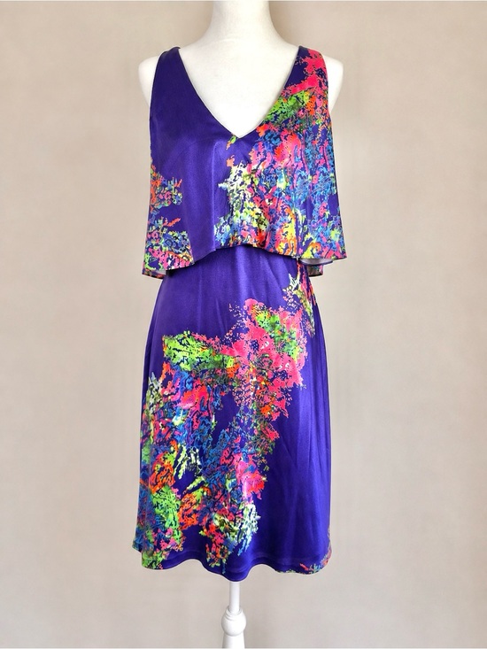 Halston Heritage Dresses & Skirts - Halston Heritage Silk Dress NWT Sz 6 Purple Floral
